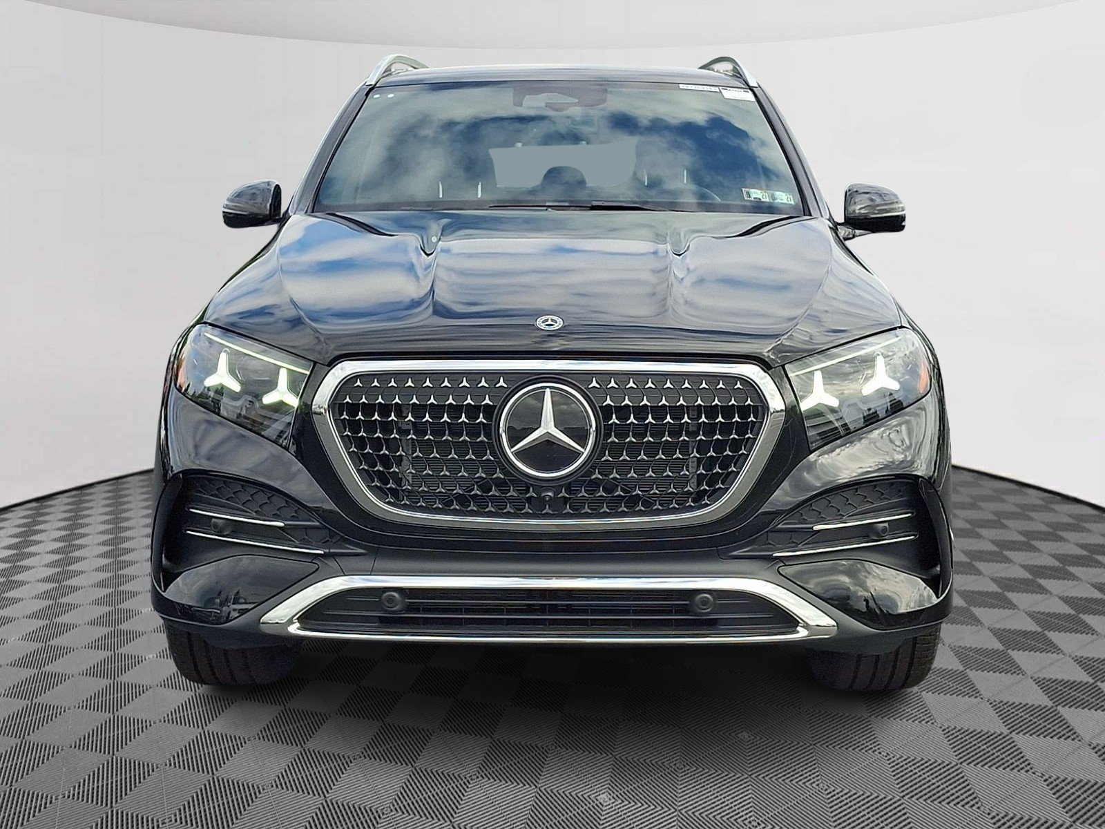 New 2027 Obsidian Black Metallic Mercedes-Benz GLE 450 image 2