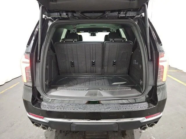 2025 Chevrolet Tahoe Premier - Photo 13