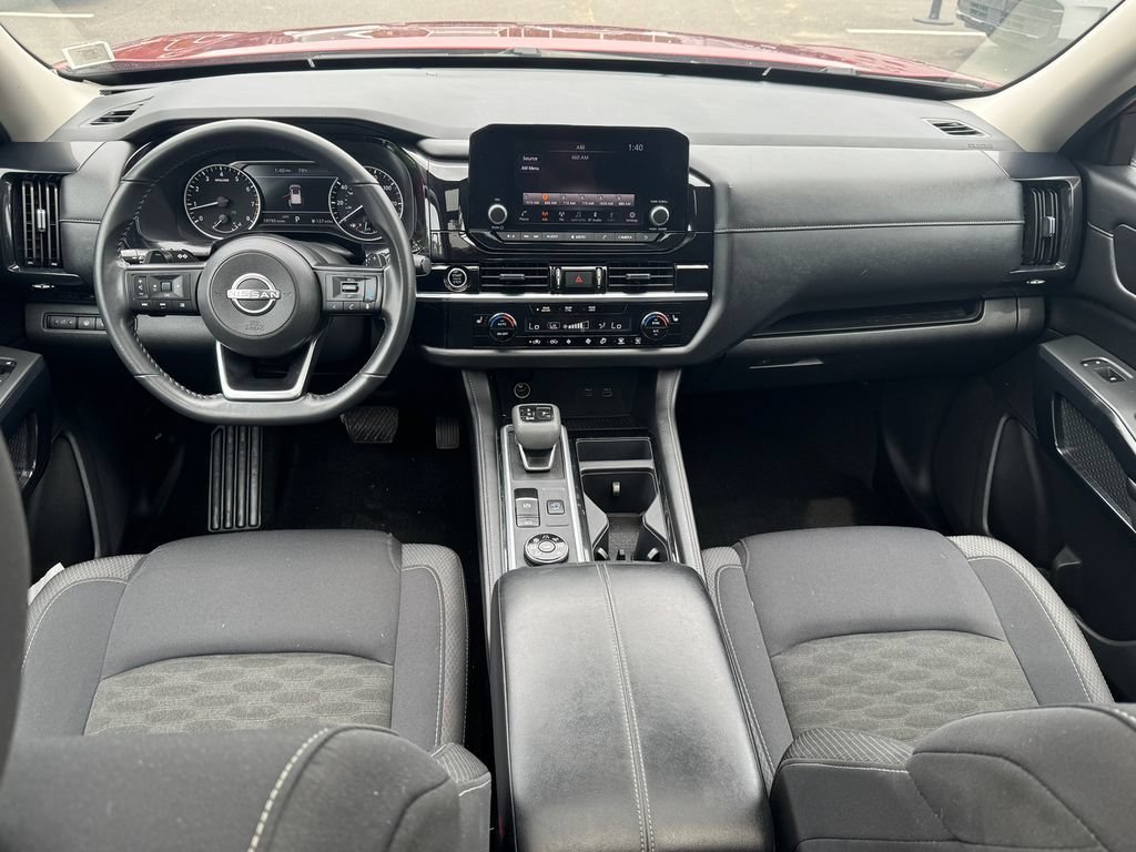 2024 Nissan Pathfinder SV - Photo 12