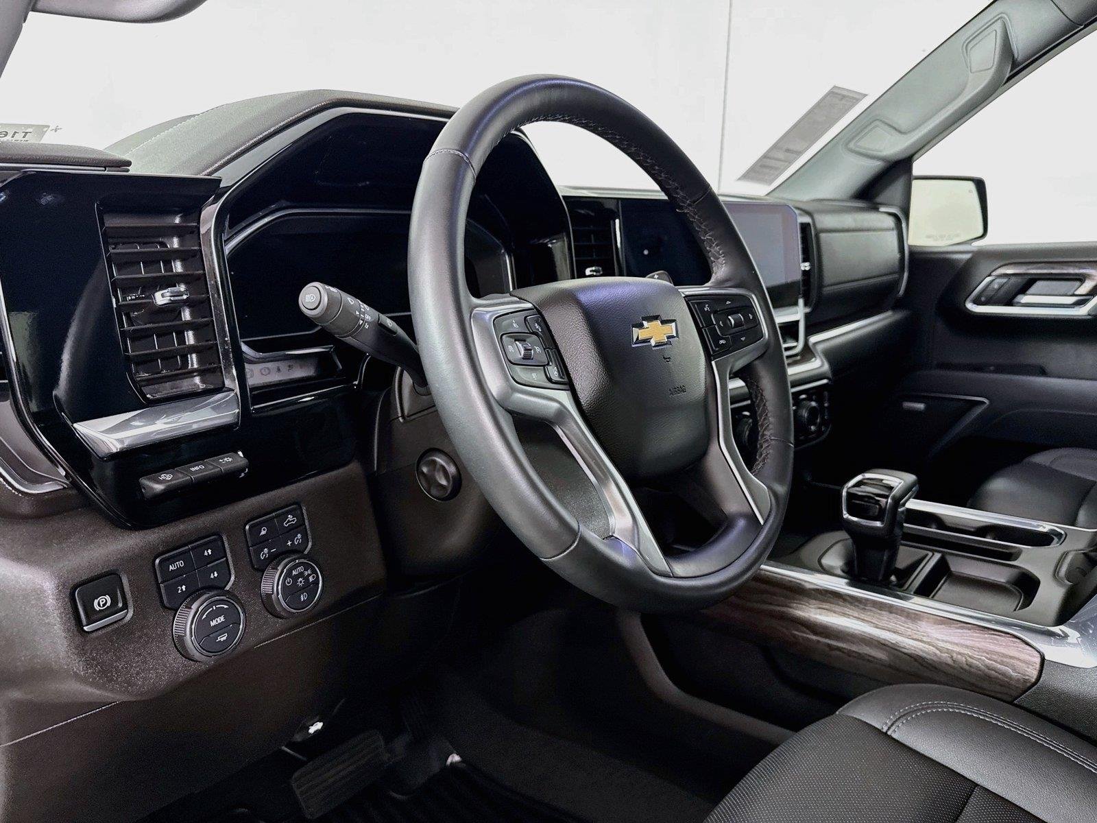 Used 2025 Black Chevrolet LTZ image 4