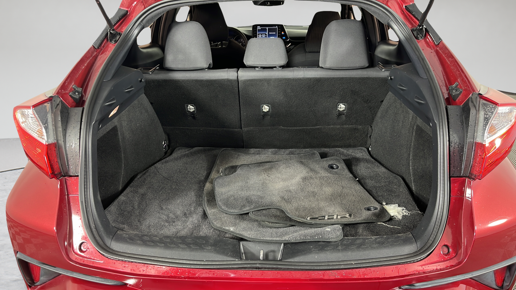 Used 2019 Red Toyota LE image 40