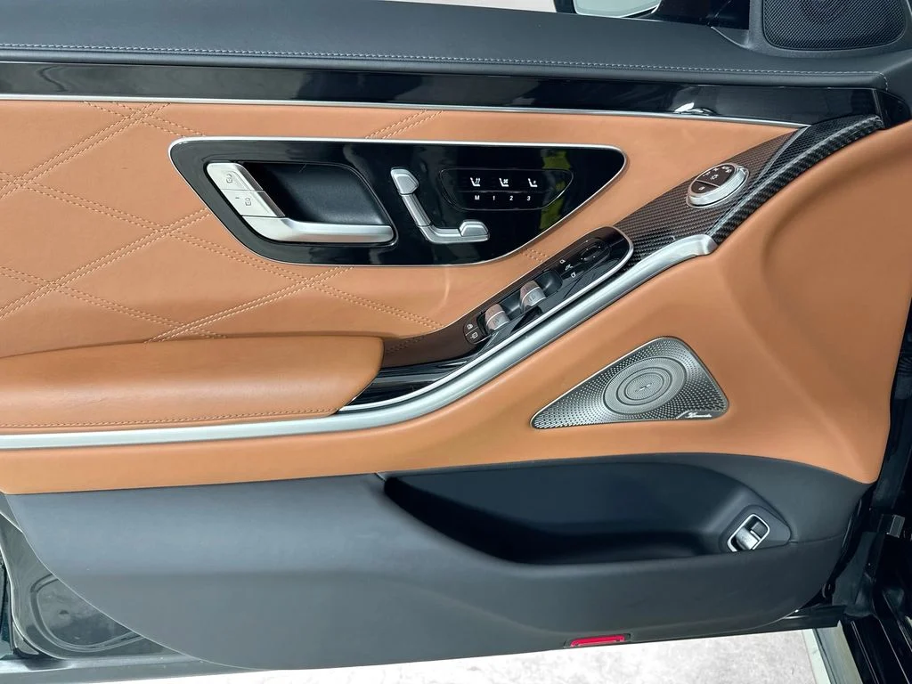 Used 2025  Mercedes-Benz S 63 E AMG® image 18