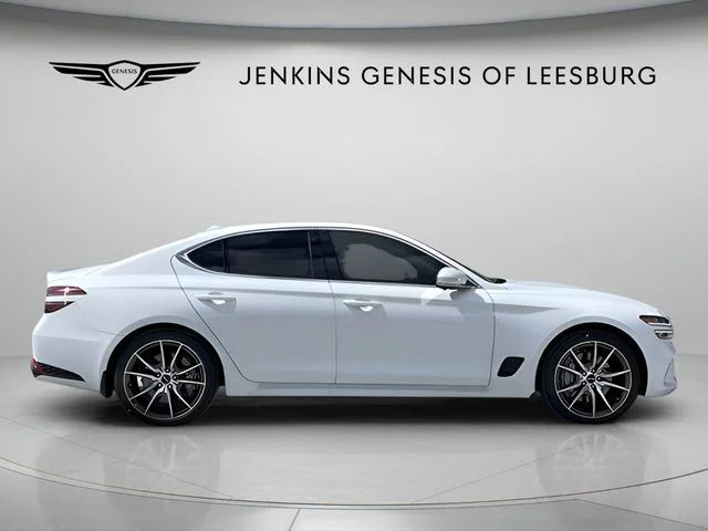 Used 2026 White Genesis 2.5T Prestige image 2