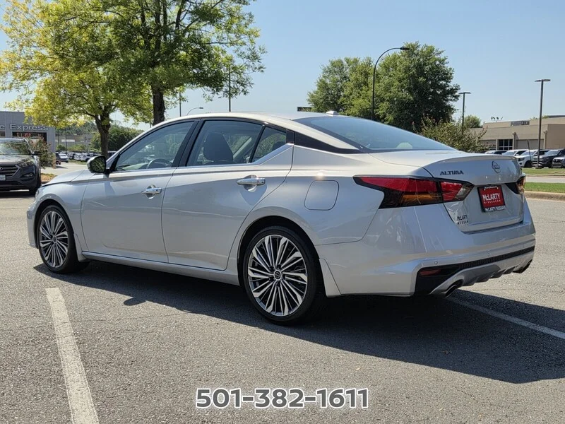Used 2024 Brilliant Silver Metallic NISSAN 2.5 SL SEDAN image 3