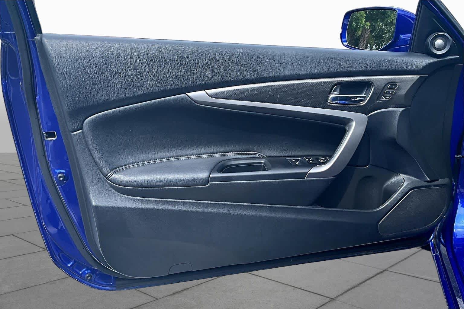 Used 2017 Deep Blue Opal Metallic Honda EX-L image 20
