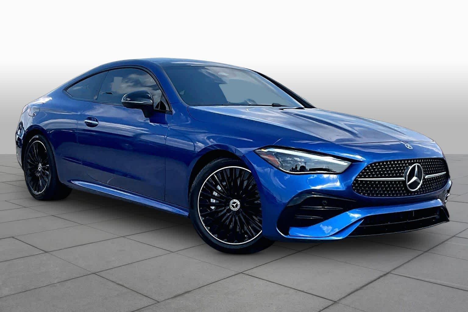 Used 2025 Sterling Blue Metallic Mercedes-Benz CLE 450 image 3