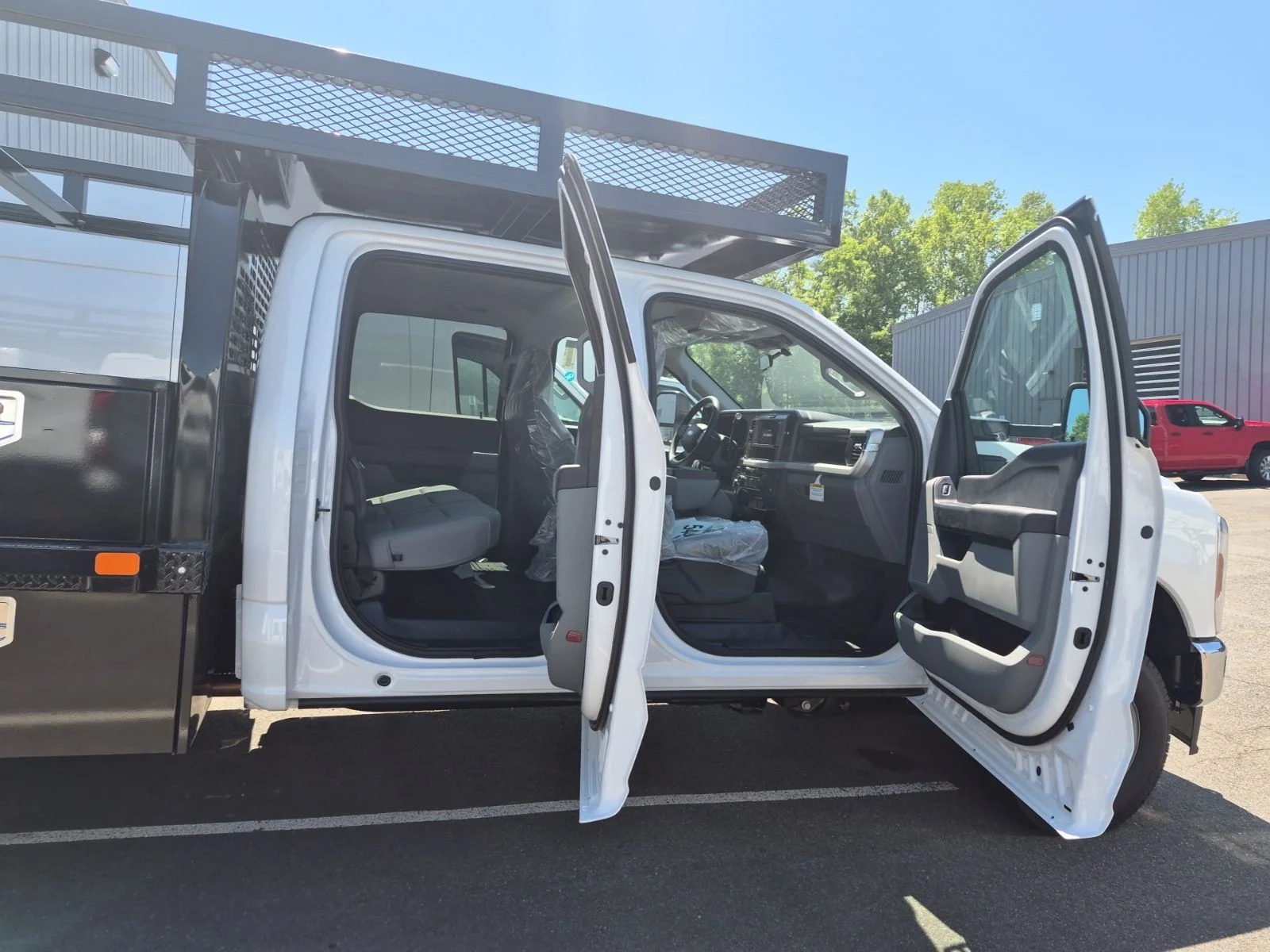 New 2026 Oxford White Ford XL CONCRETE image 16