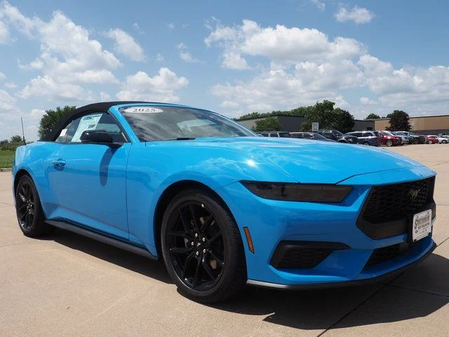 2025 Ford Mustang EcoBoost Premium Convertible - Photo 42