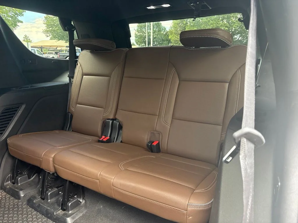 Used 2021 White Chevrolet High Country image 22