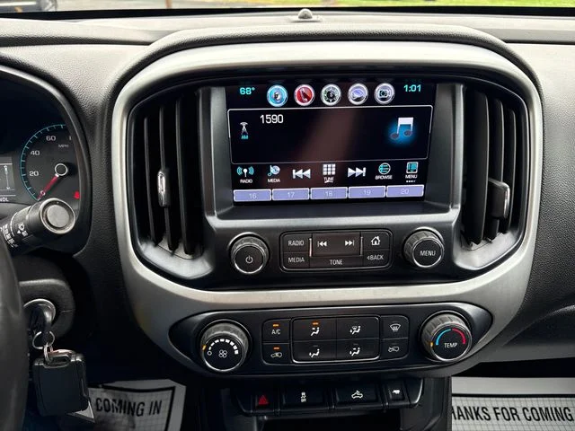 Used 2018 Black Chevrolet LT image 21