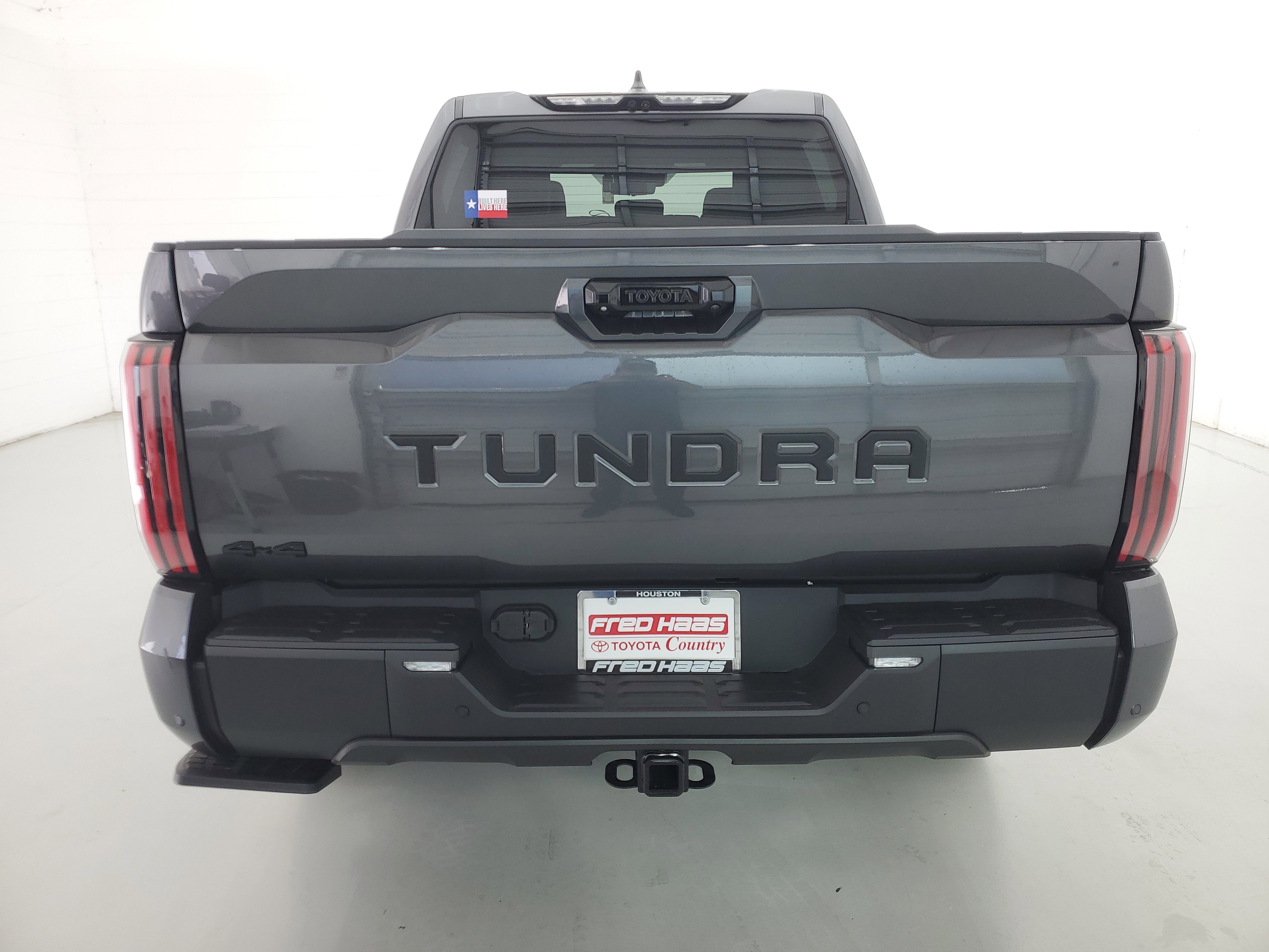2026 Toyota Tundra Limited - Photo 6
