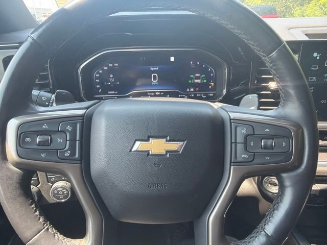 Used 2023 Gray Chevrolet High Country image 13