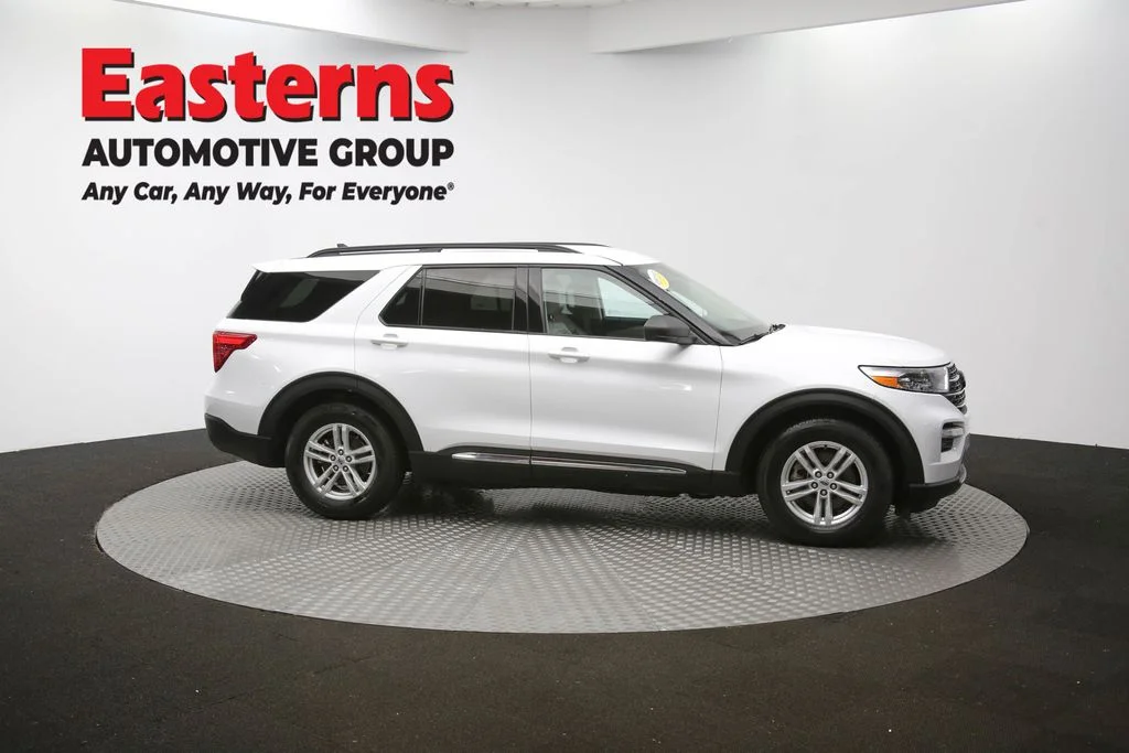 Used 2023 White Ford XLT image 44