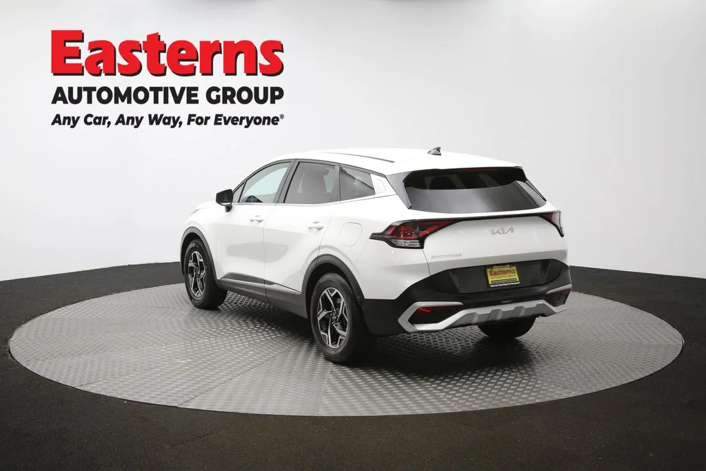 Used 2023 White Kia LX image 62