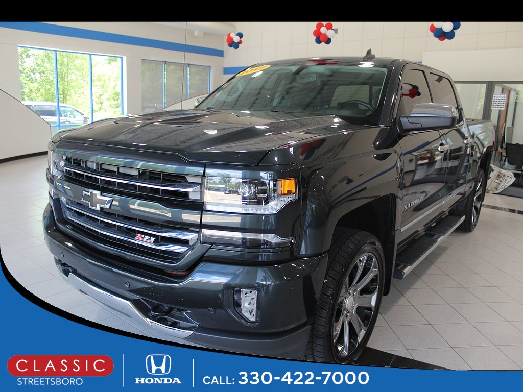 Pre-Owned 2017 Chevrolet Silverado 1500 LTZ