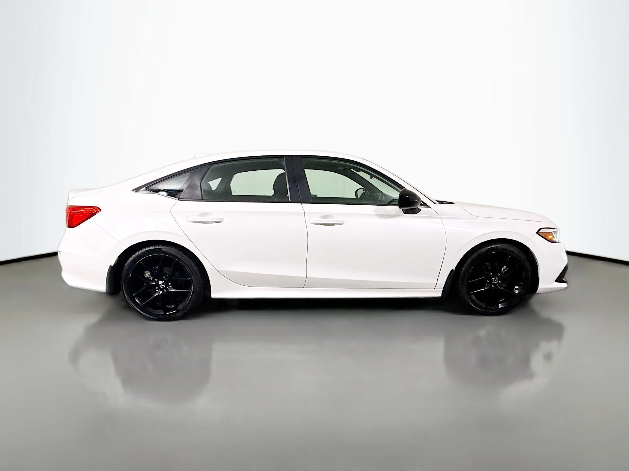 Used 2023 Platinum White Pearl Honda Sport image 8