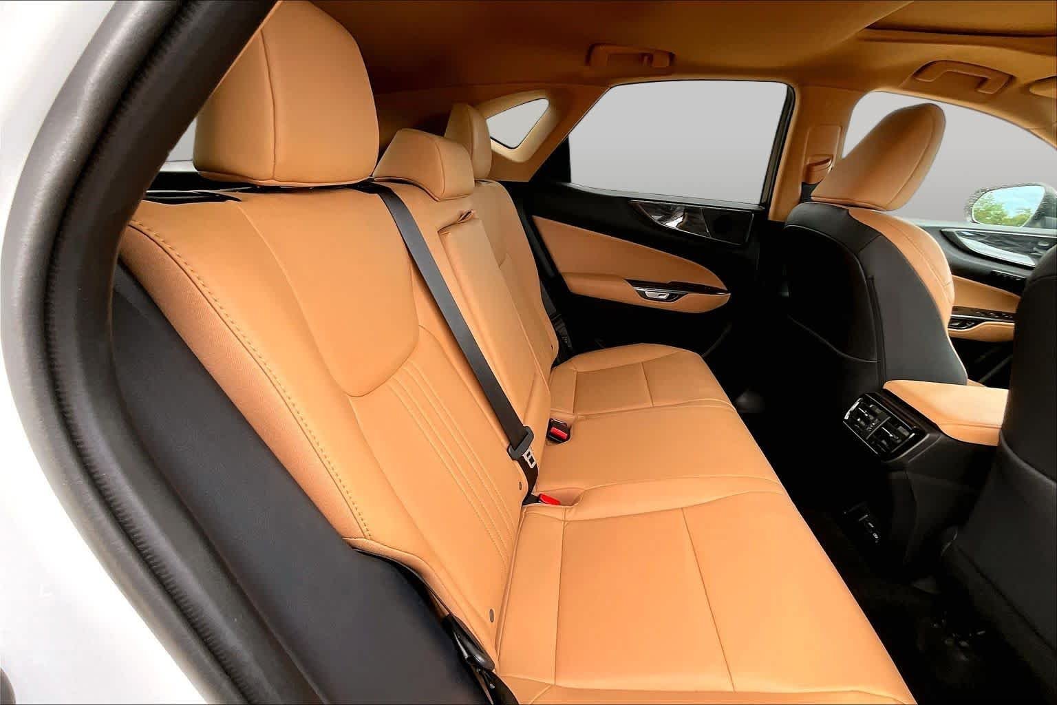 Used 2026 Ultra White Lexus Premium image 20