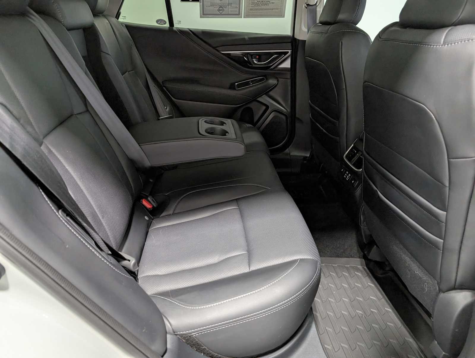 Used 2025 Crystal White Pearl Subaru Limited image 40
