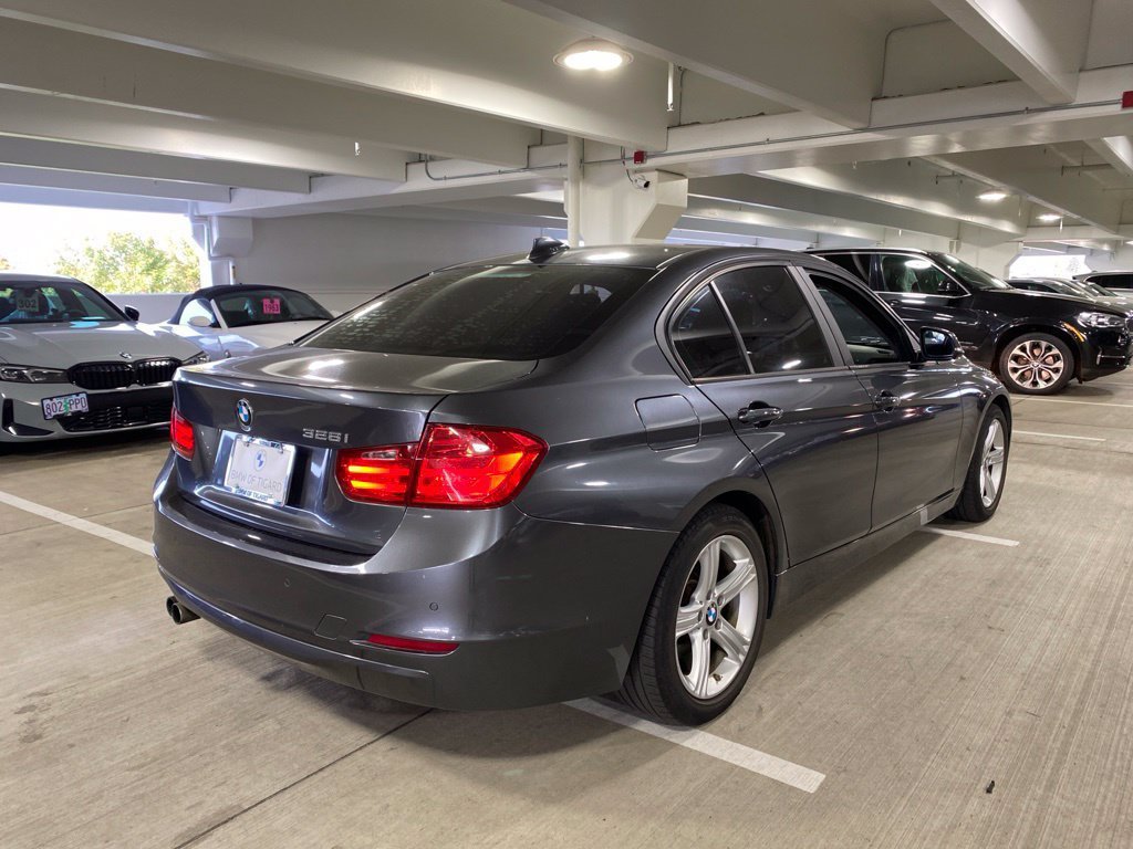 Used 2014 Mineral Gray Metallic BMW 328i image 5