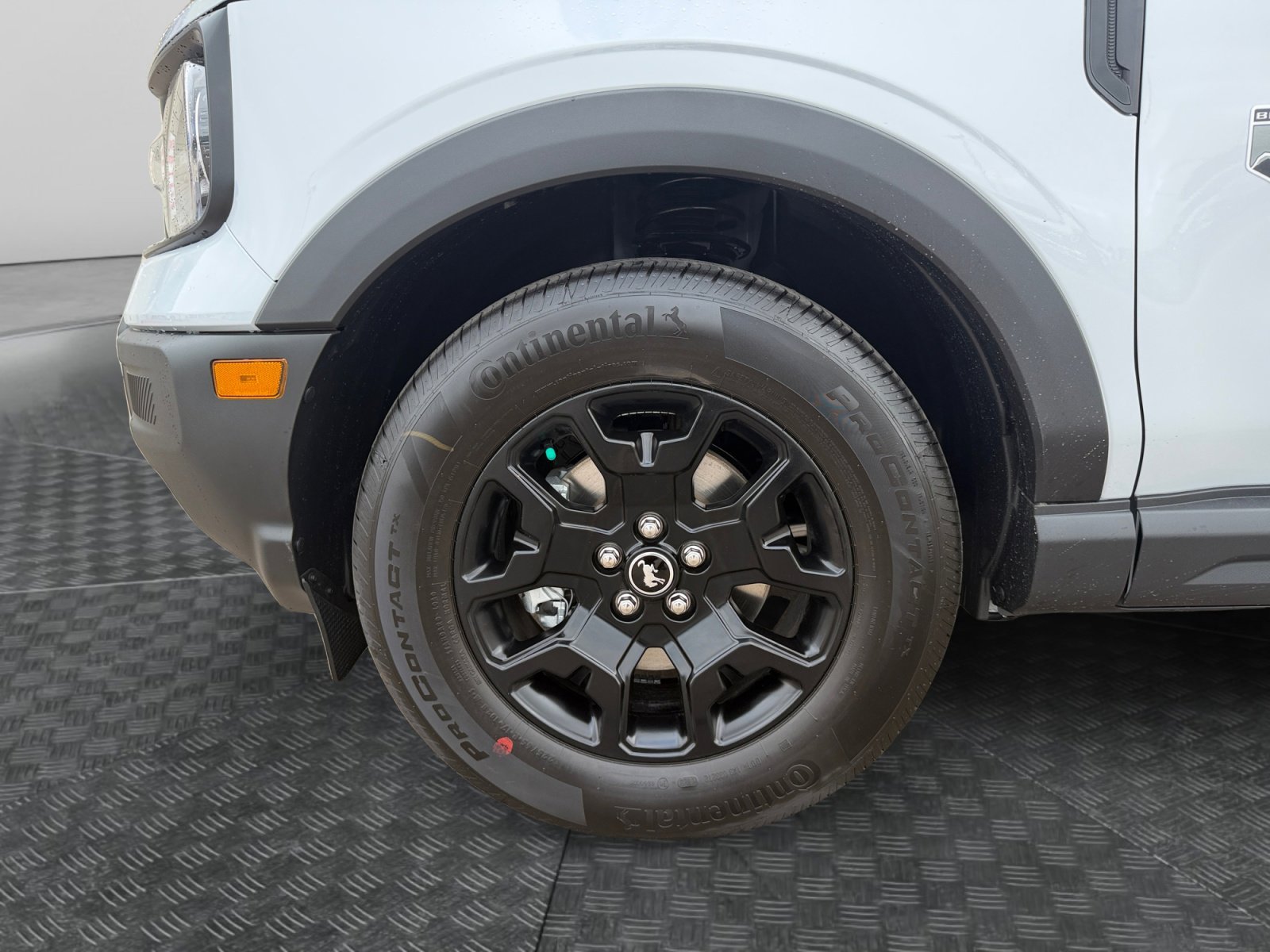 New 2026 Space White Metallic Ford Big Bend image 9