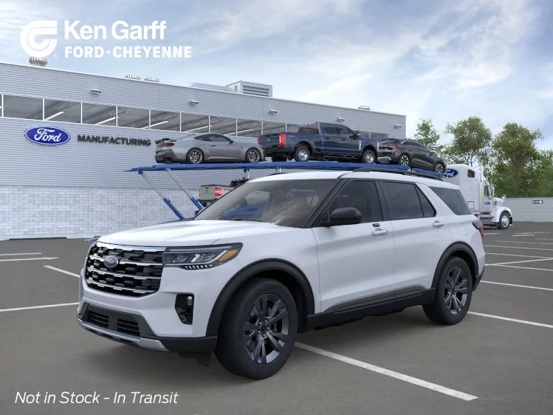 New 2026 Space White Metallic Ford Active image 1