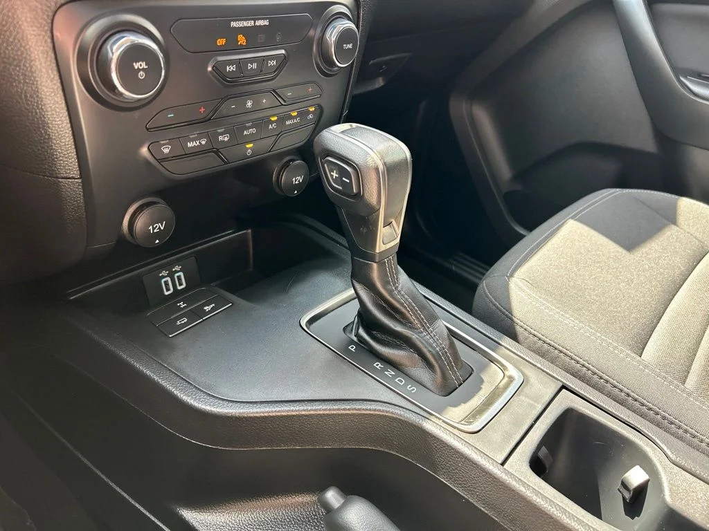 Used 2023 Gray Metallic Ford XLT image 29