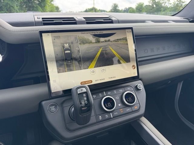 New 2026 Fuji White Land Rover S image 17