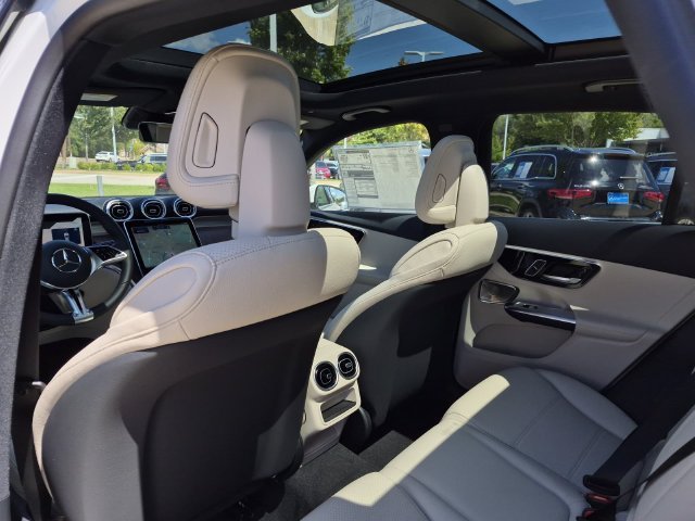 New 2027 Polar White Mercedes-Benz GLC 300 image 56