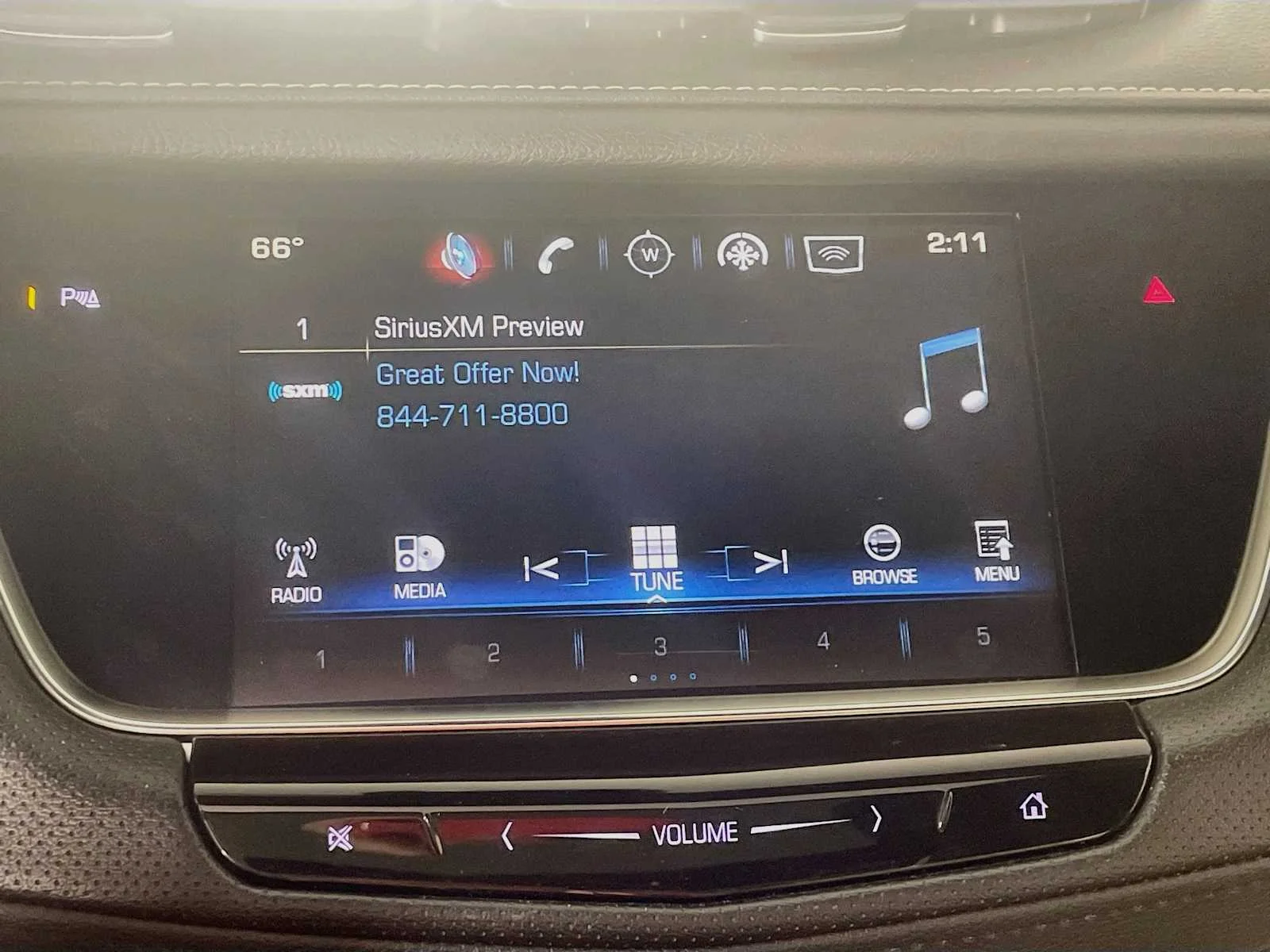 Used 2019 Dark Mocha Metallic Cadillac Luxury FWD image 13