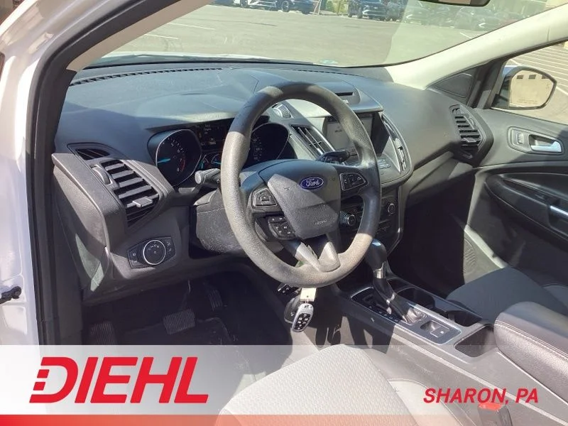 Used 2017 White Ford SE image 10