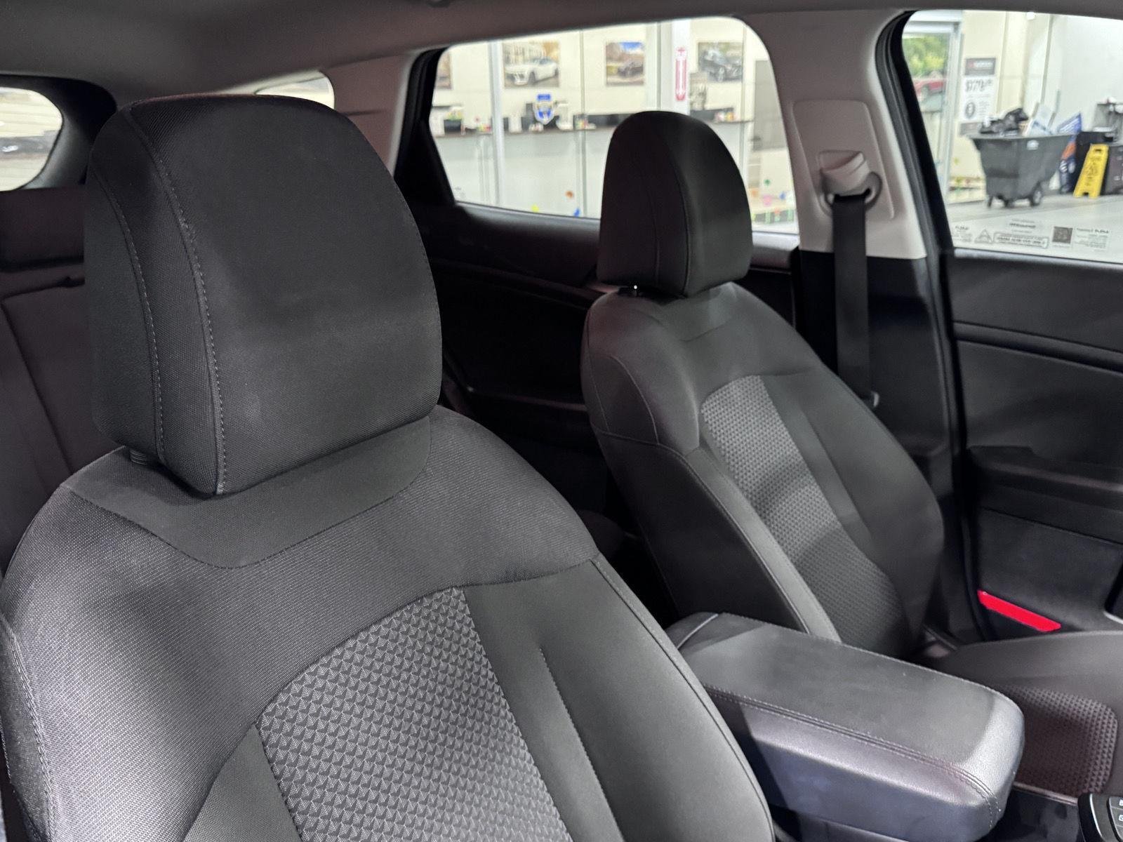 2026 Kia Sportage LX - Photo 18