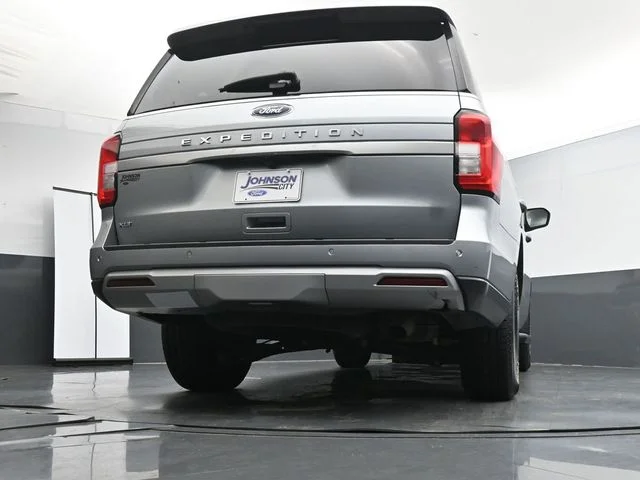 Used 2024 Silver Ford XLT image 34