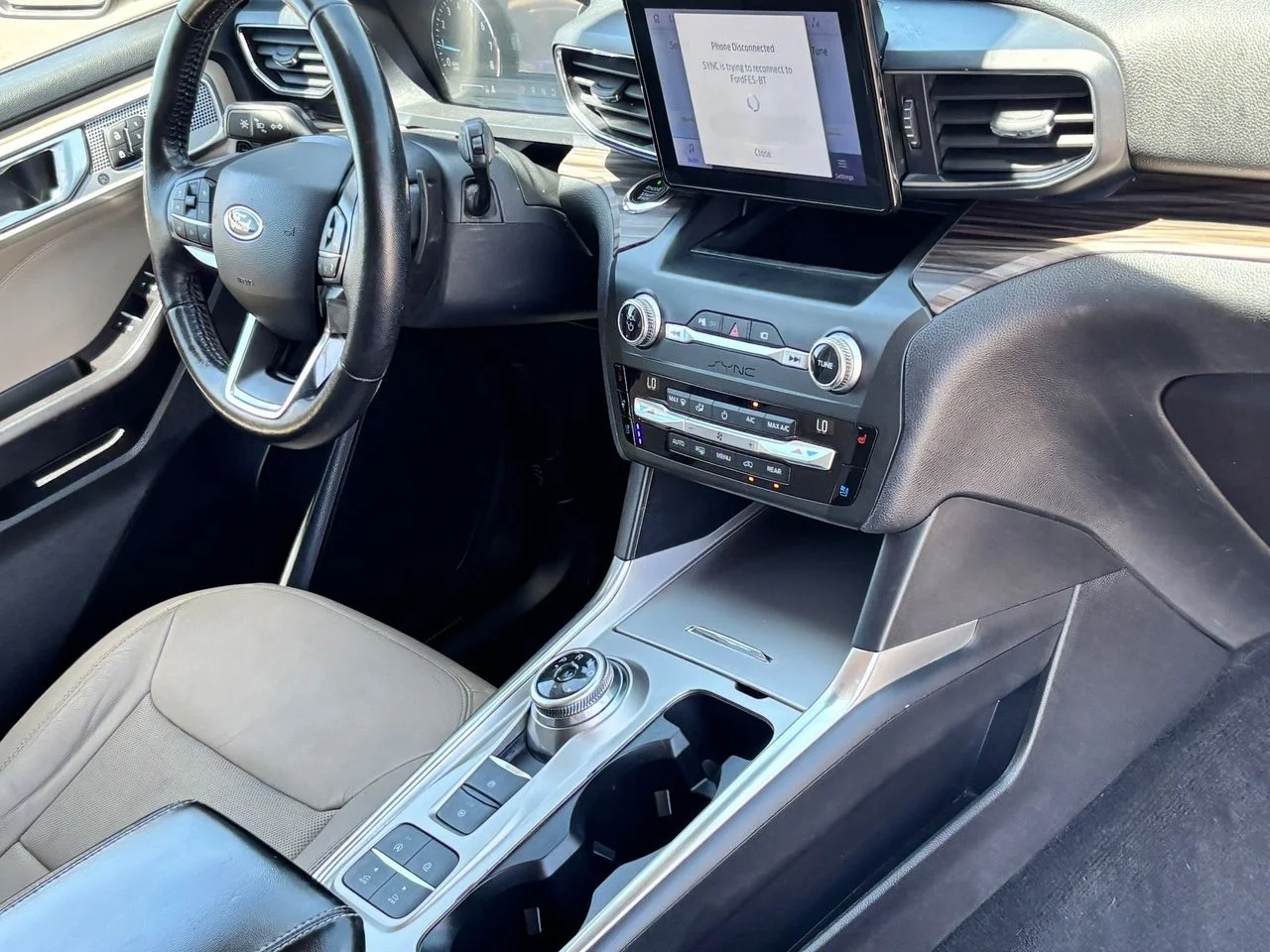 Used 2020 Magnetic Ford Limited image 9