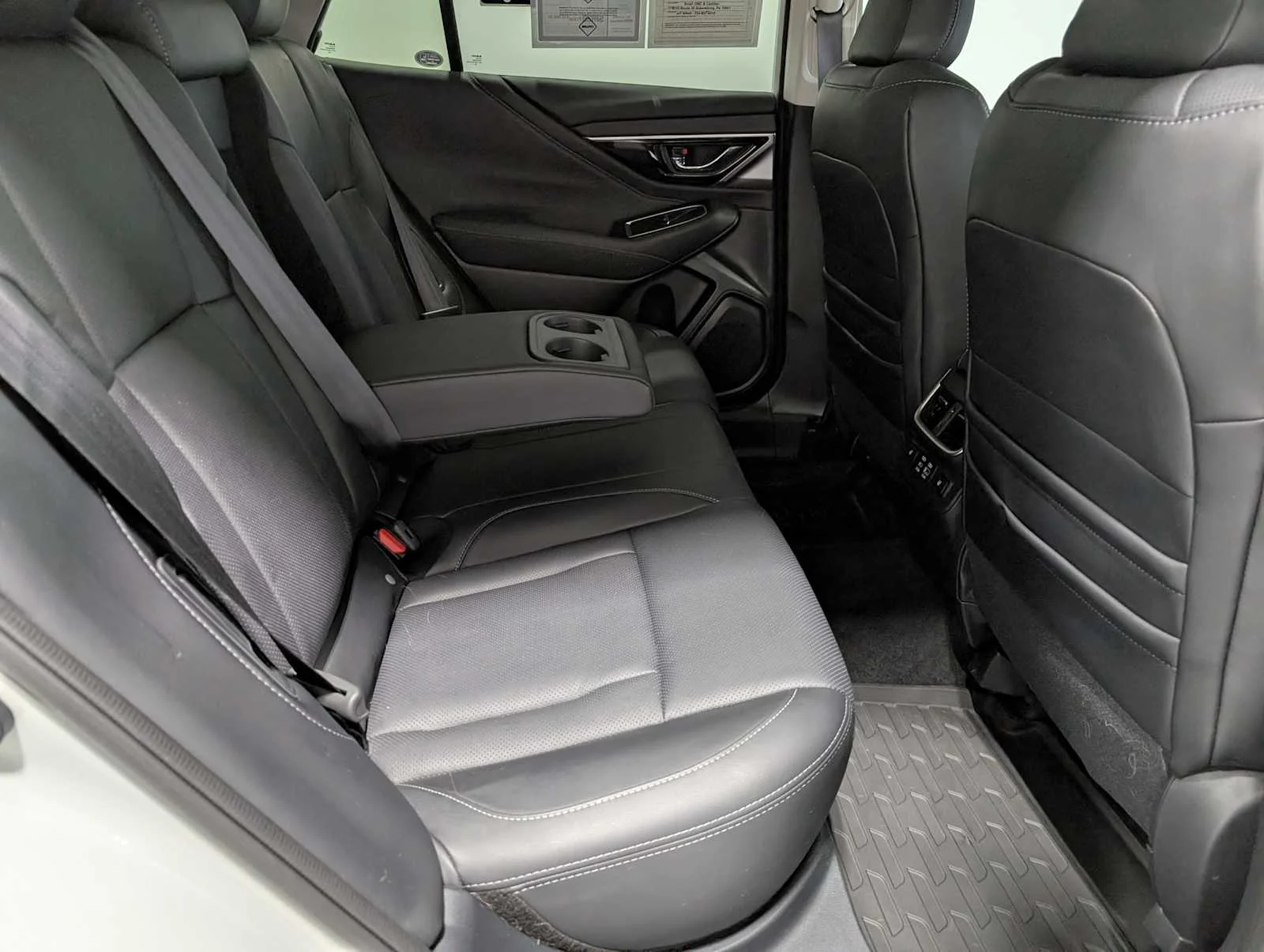 Used 2025 Crystal White Pearl Subaru Limited image 40