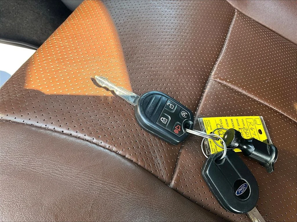 Used 2014 Blue Ford Limited image 11