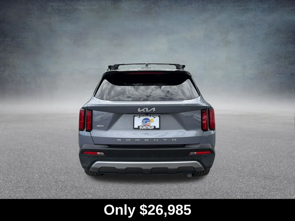 Used 2022 Everlasting Silver Kia X-Line SX Prestige image 4