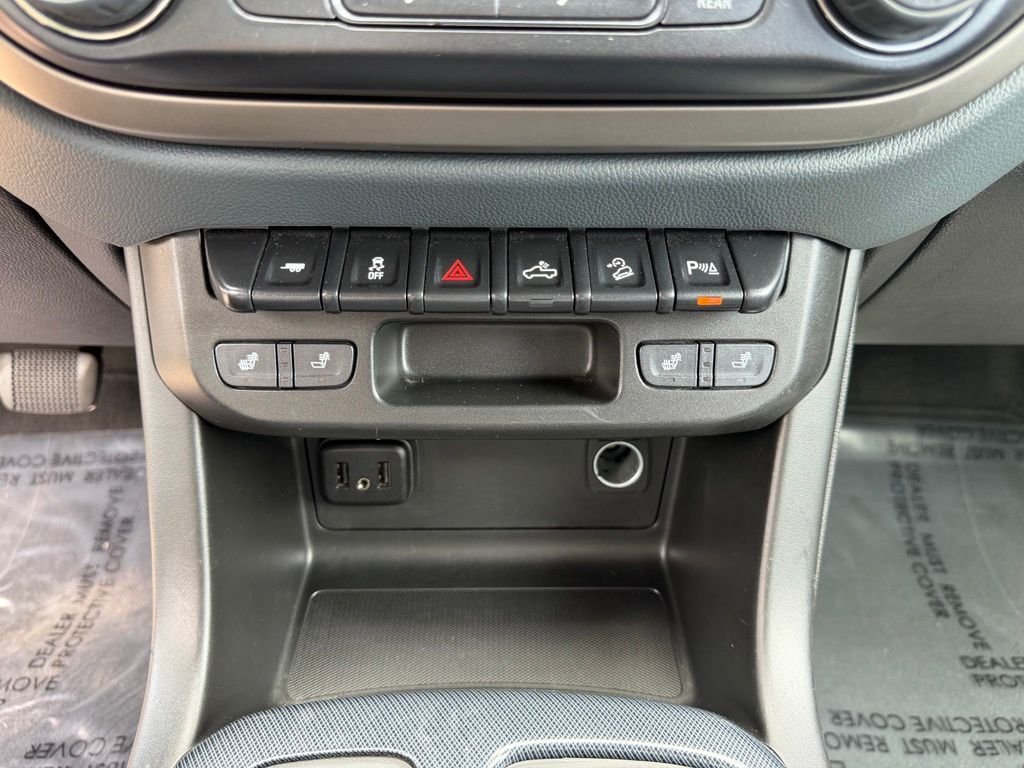 2022 Chevrolet Colorado Z71 - Photo 25