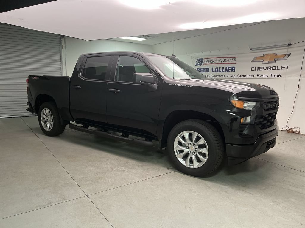2026 Chevrolet Silverado 1500 Custom - Photo 2