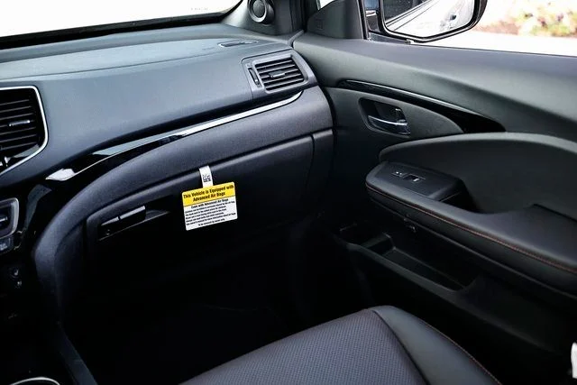 New 2026 Platinum White Pearl Honda Black Edition image 35