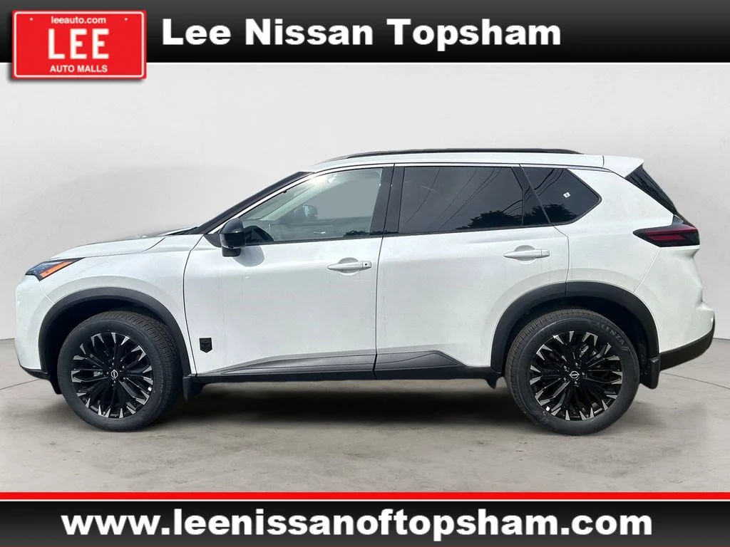 New 2026 Everest White Pearl Tricoat Nissan Dark Armor image 2