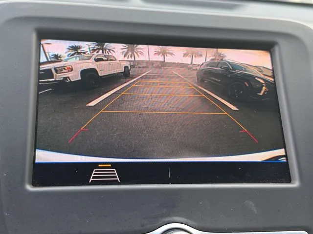 Used 2020 White Chevrolet LT image 19