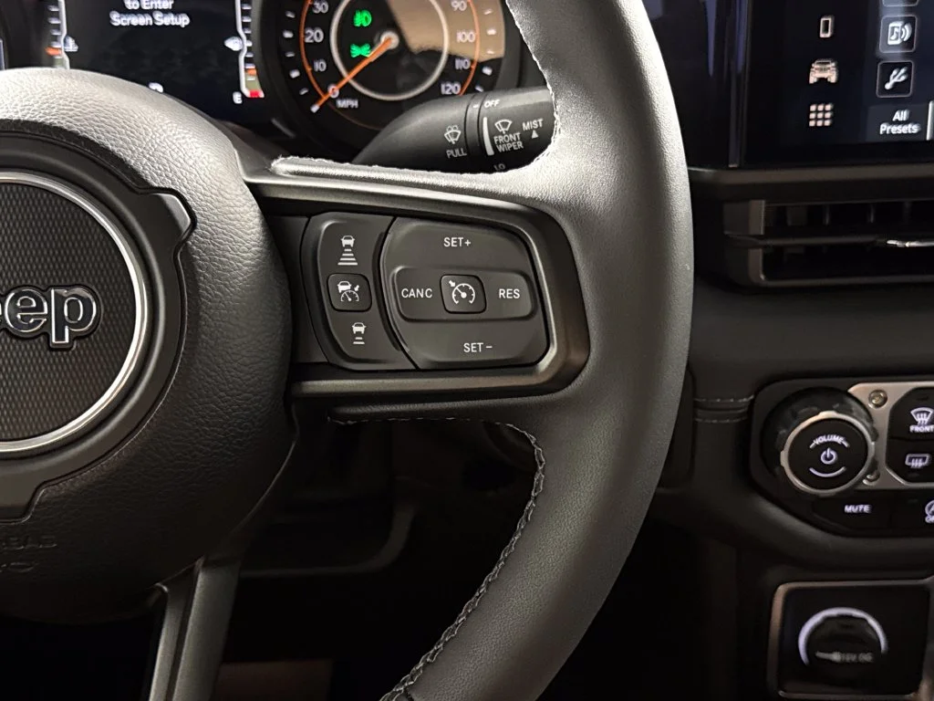Used 2025 Blue Jeep Rubicon image 15