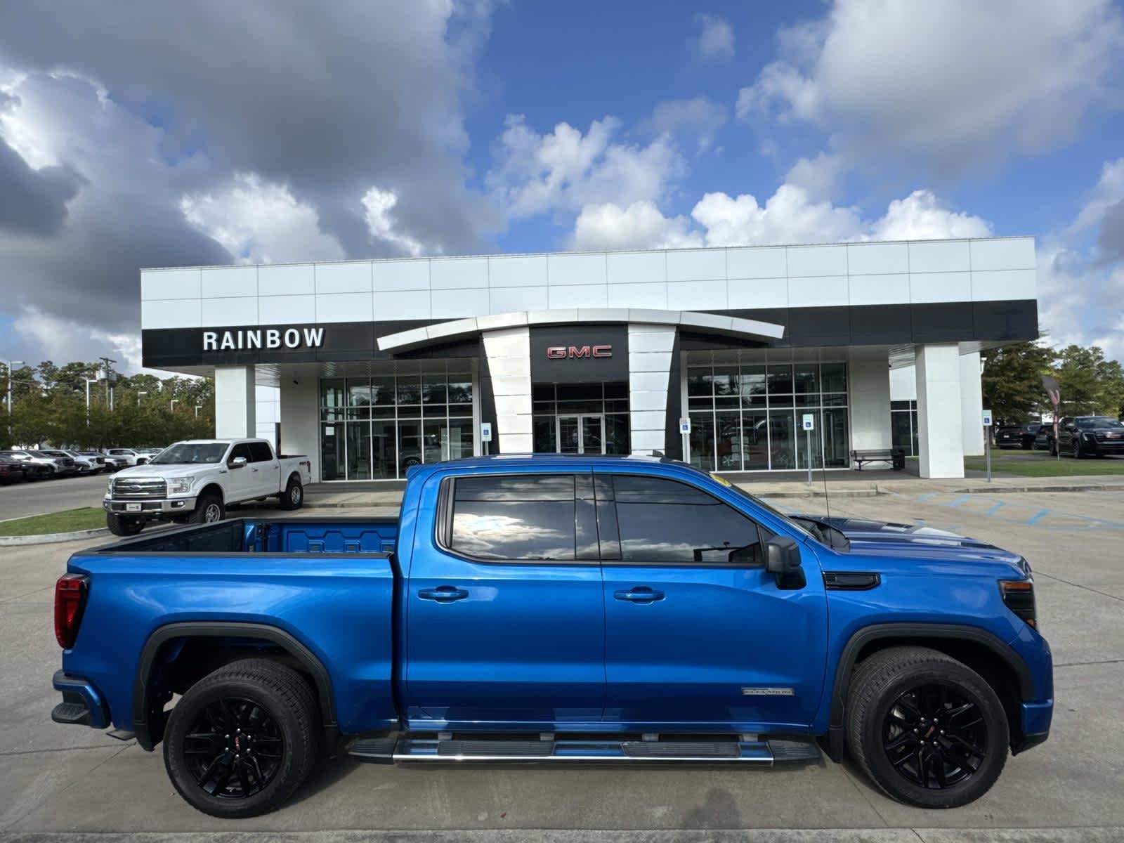 2022 GMC Sierra 1500 Elevation