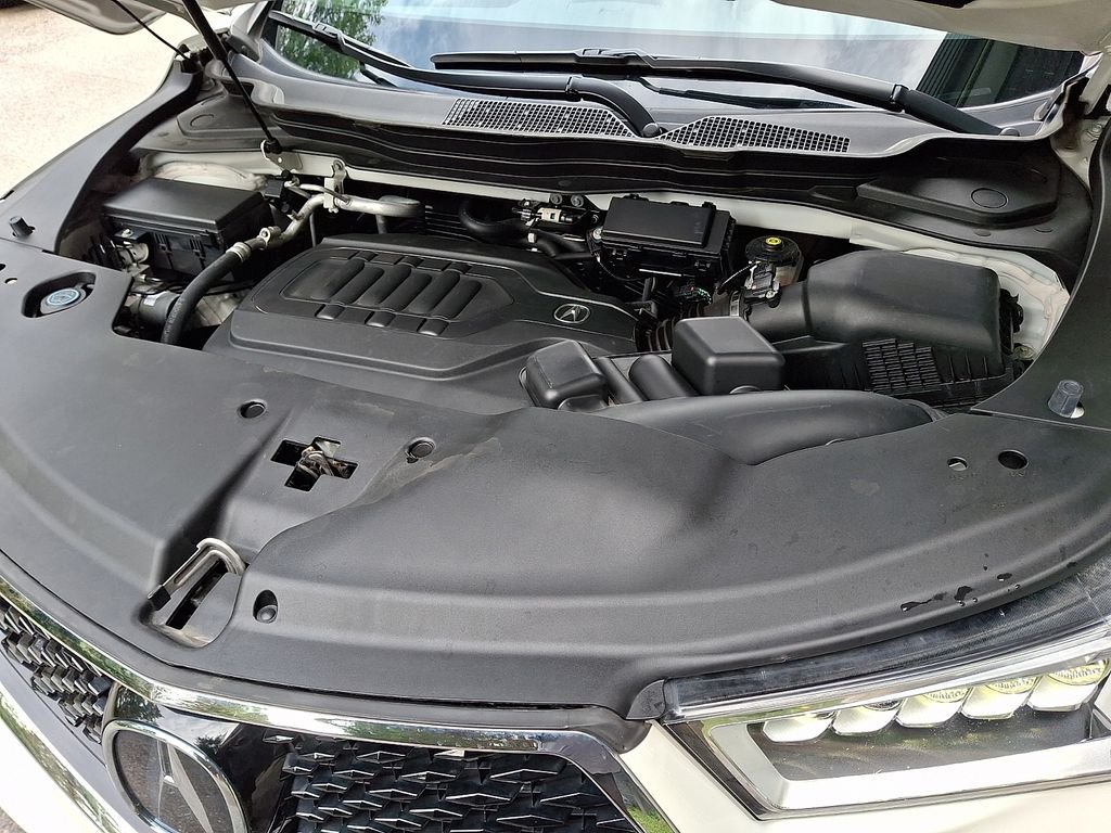 Used 2019 White Acura 3.5L Technology Package image 27