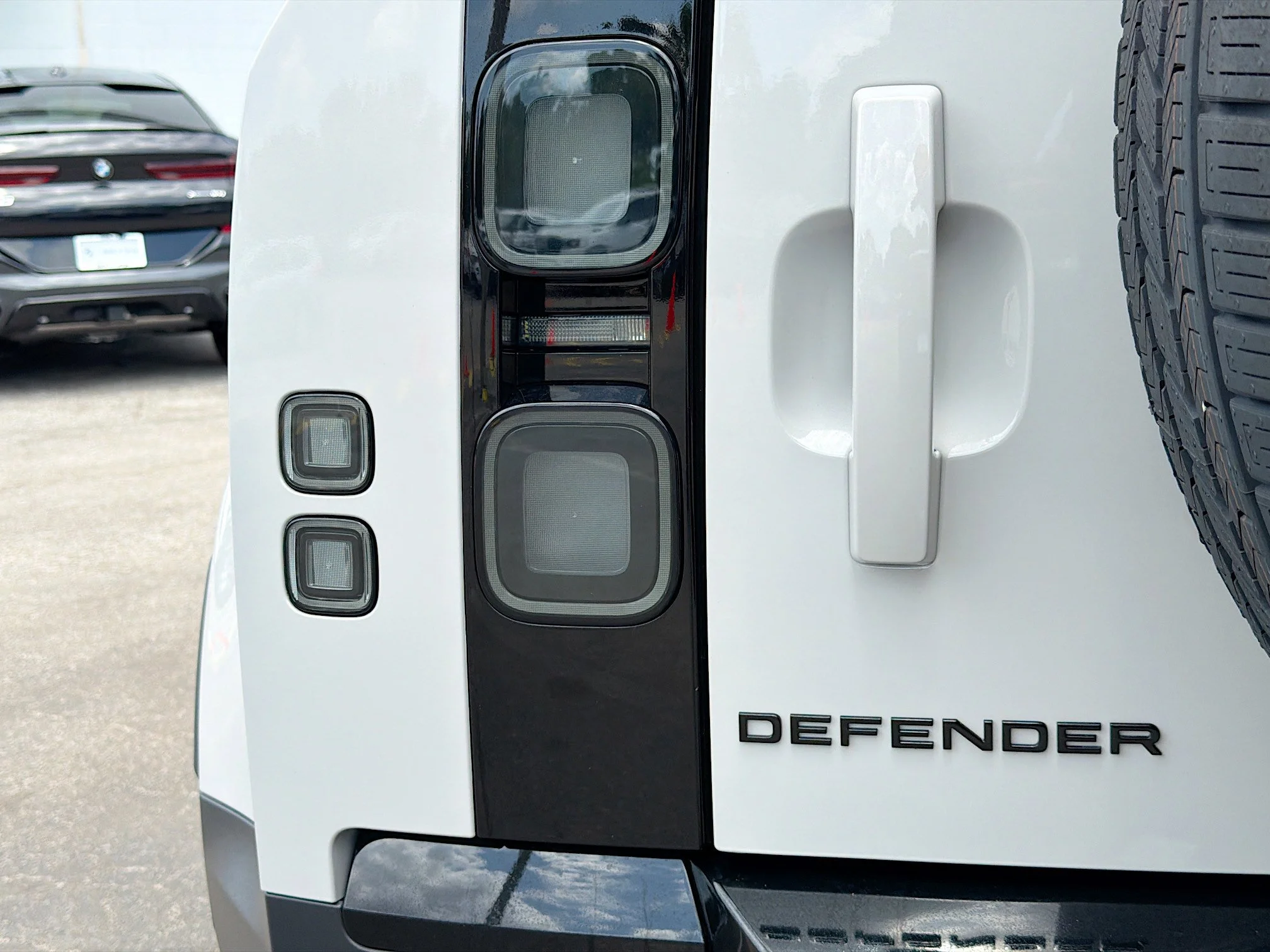 New 2026 Borasco Grey Metallic Land Rover S image 10