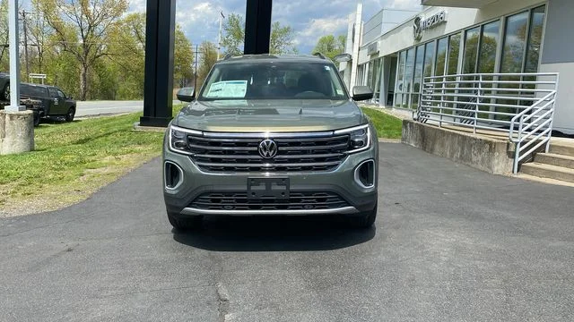 New 2026 Green Volkswagen 2.0T SE w/Technology image 2