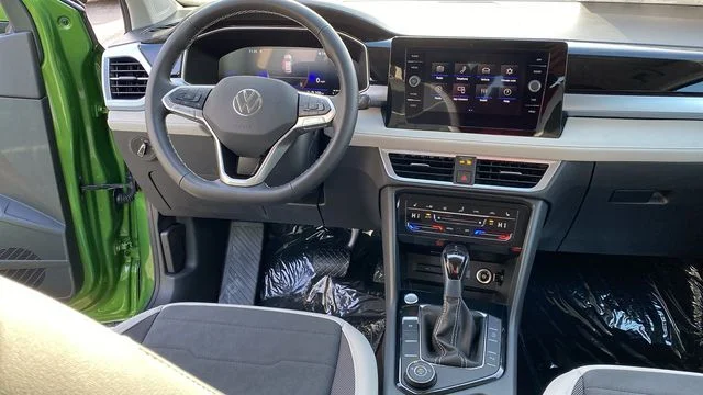 2026 Volkswagen Taos SE - Photo 9