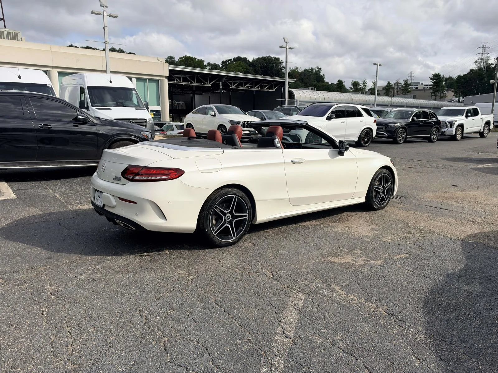 Certified Used 2023  Mercedes-Benz C 300 image 9