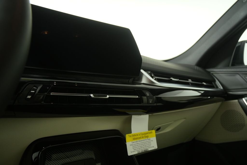 New 2026 Black Sapphire Metallic BMW xDrive28i image 20