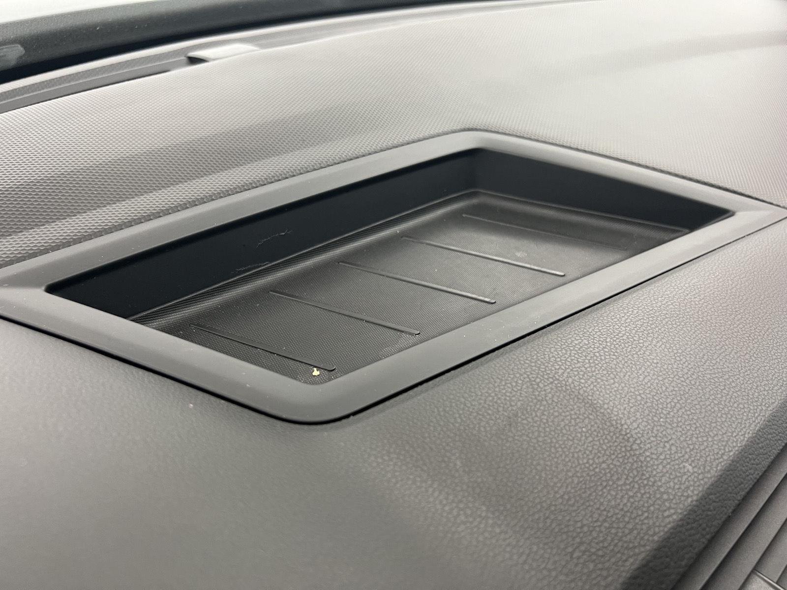 2018 Volkswagen Tiguan SEL - Photo 16